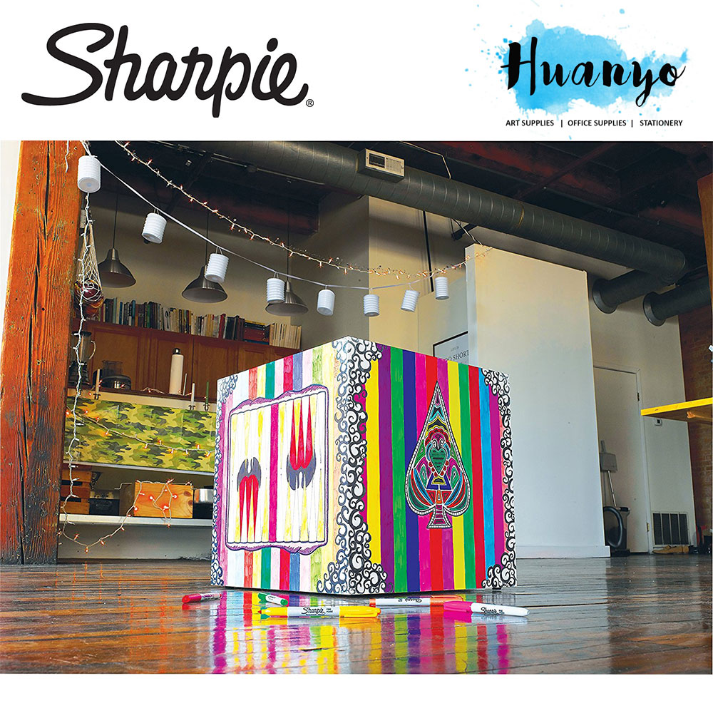 Sharpie Permanent Markers with Storage Case, Fine Point, Original Colors (Set of 12)